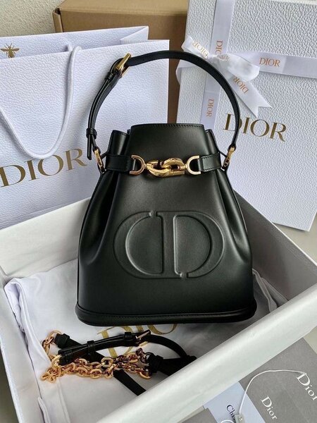 Hand bag