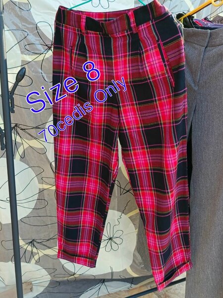 Material Trousers
