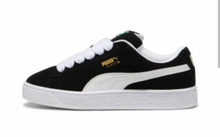 Baskets noires en daim stylées