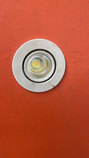 Spot lights