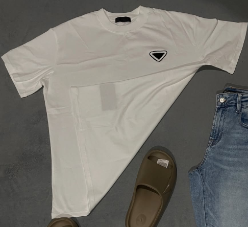 T-Shirt size L