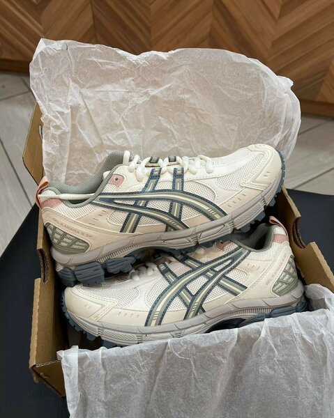 ASICS