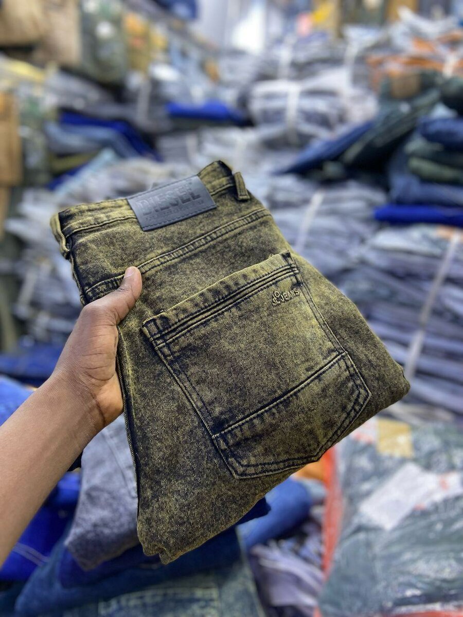 Men's plain jeans