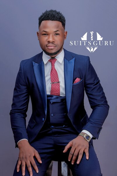 Elegant men's suit 