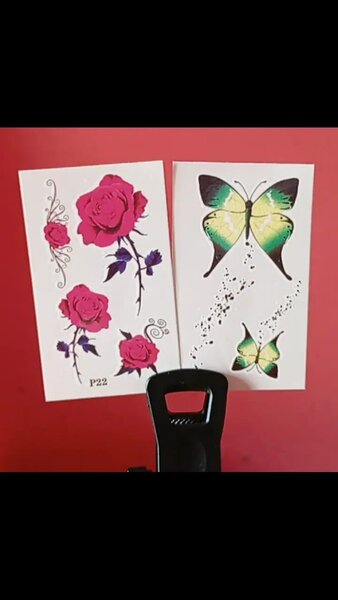 Tattoos temporaires papillon et rose