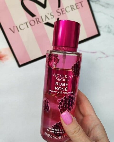 Brume VICTORIA'S SECRET Ruby Rose