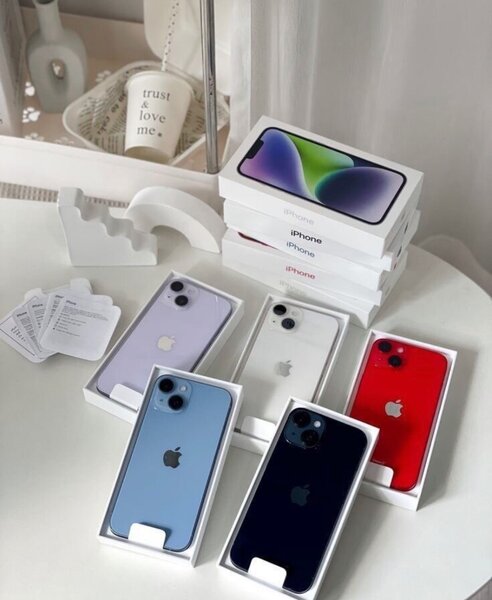 iPhone 14 Color Variées
