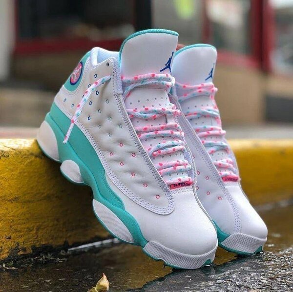 AIR JORDAN 13