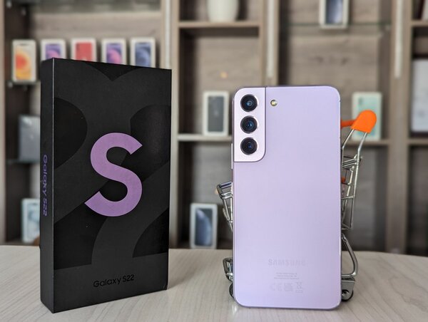 Samsung S22