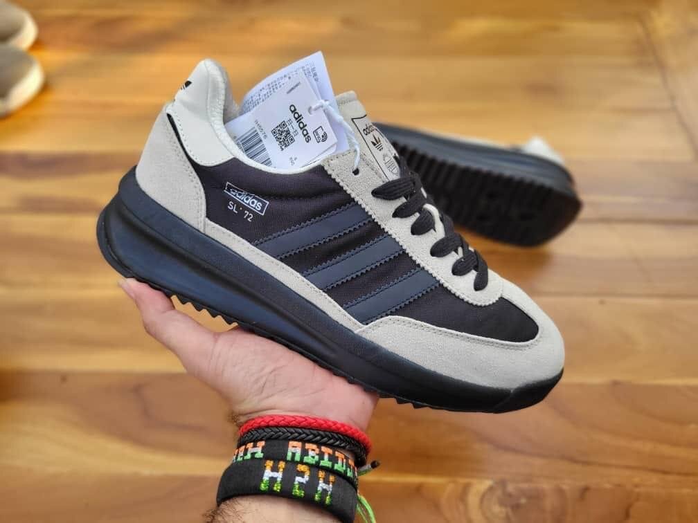 Chaussures H