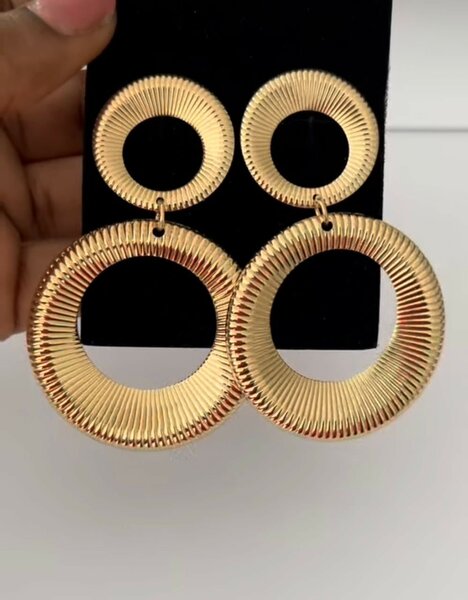 Trendy earring