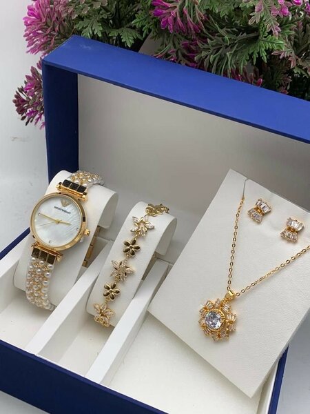 Curren jewelry