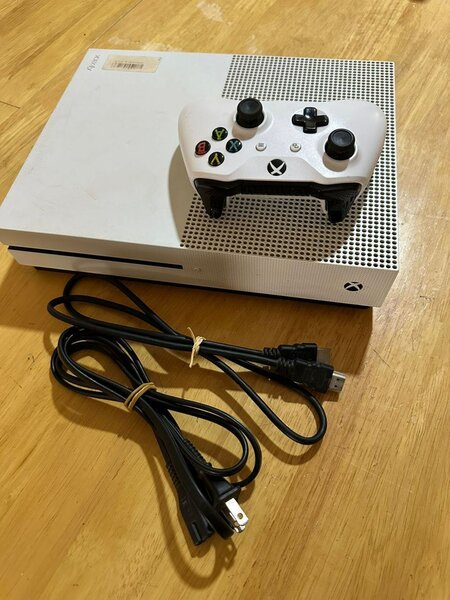 Xbox One S