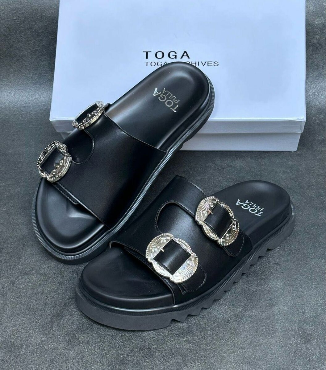 Sandales toga