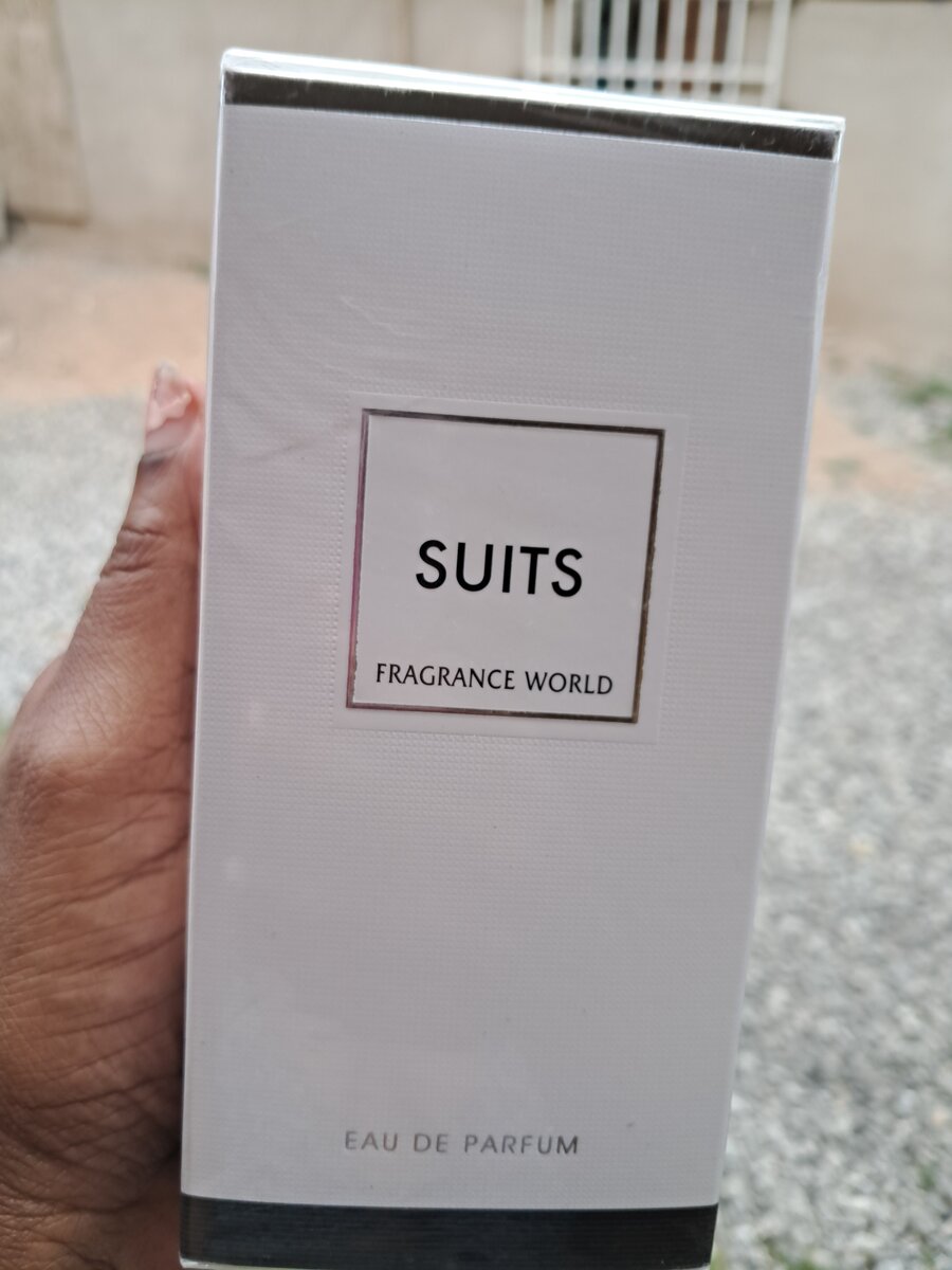 Suits perfume