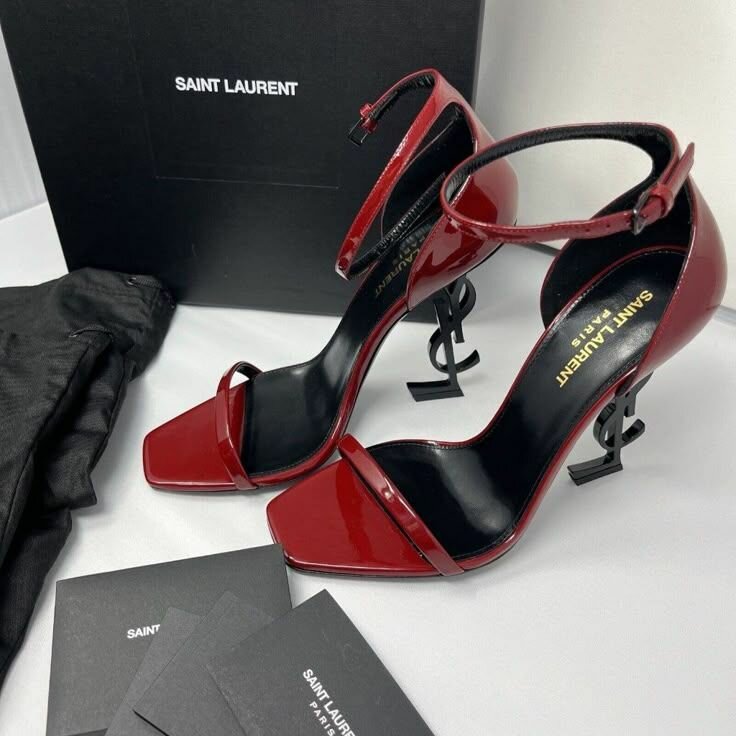 HEELS