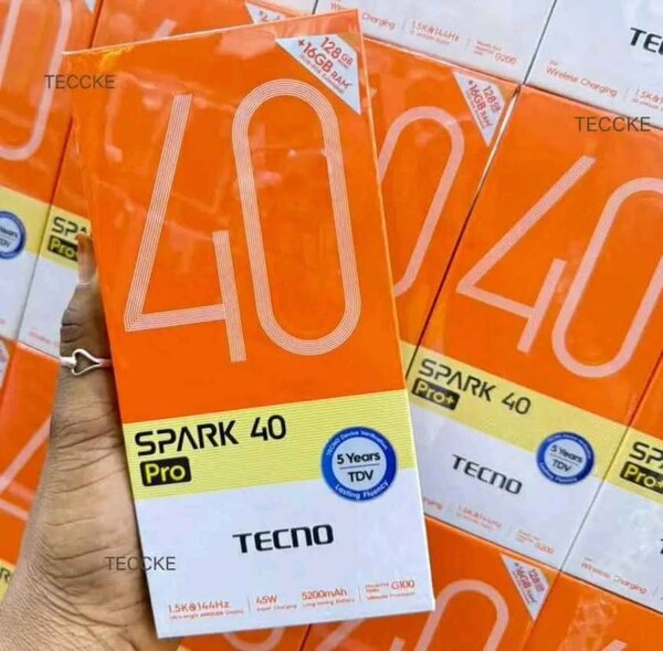 Tecno Spark 40 Pro 128 Go