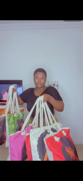 Tote bag