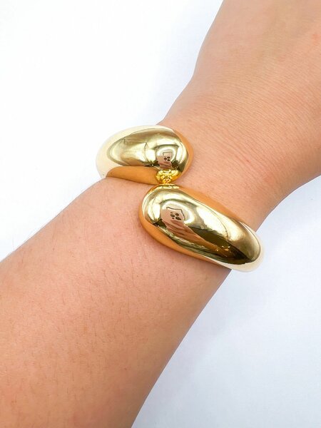Chunky bangles