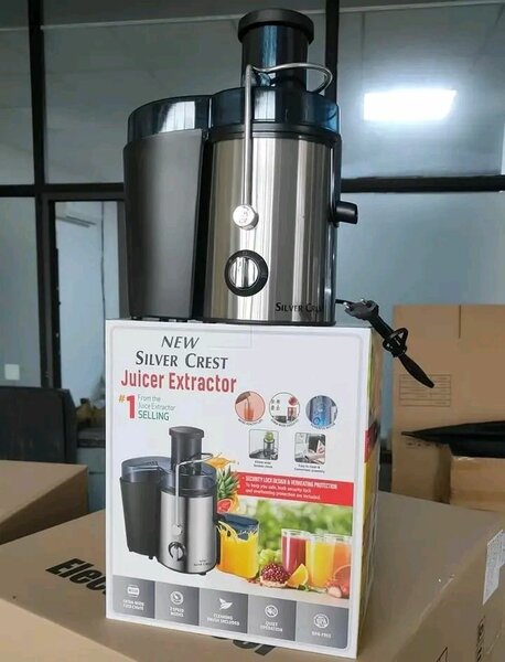 Silver Crest Fruit Juicer