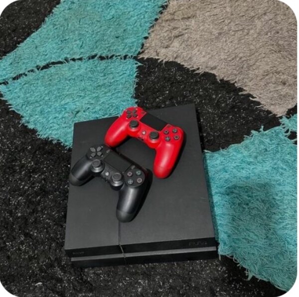 PS4 Standard 500GB Storage