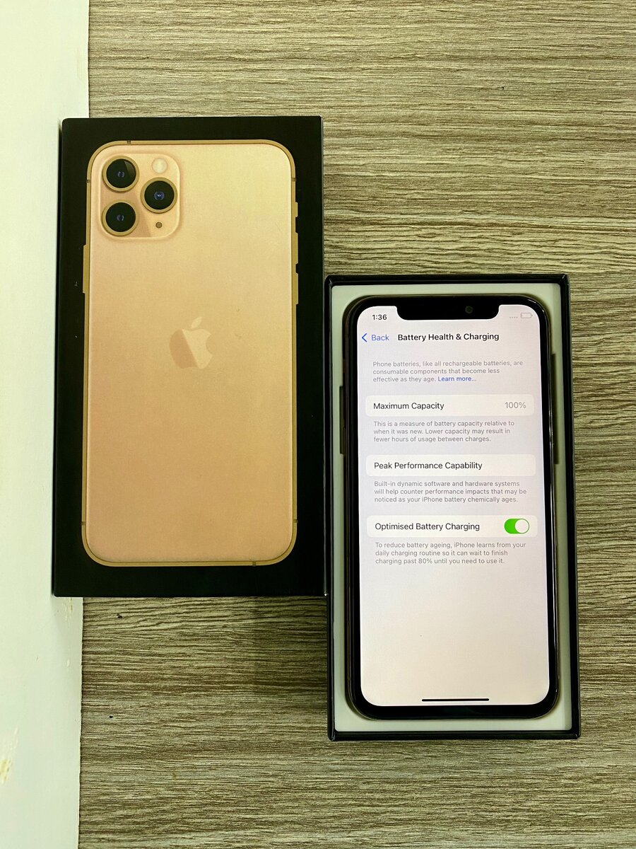 iPHONE 11 PRO