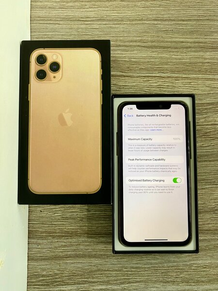 iPHONE 11 PRO