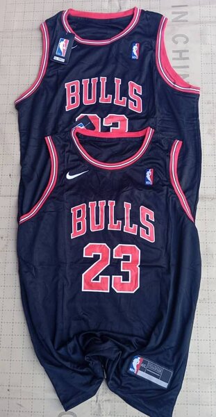 Maillot de Basketball Bulls 23