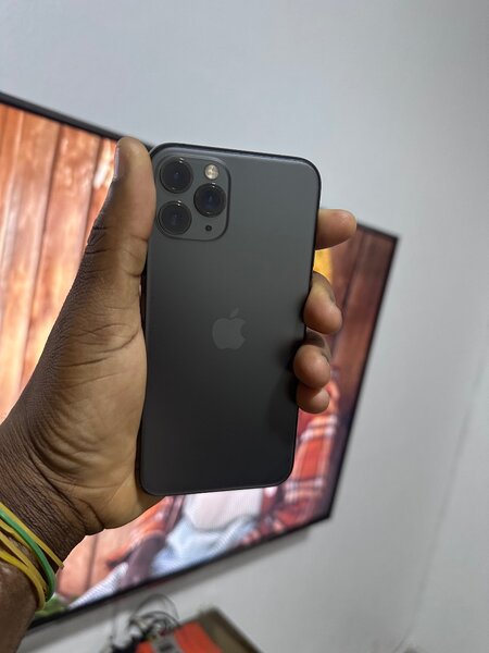 iPhone 11 Pro 64G propre