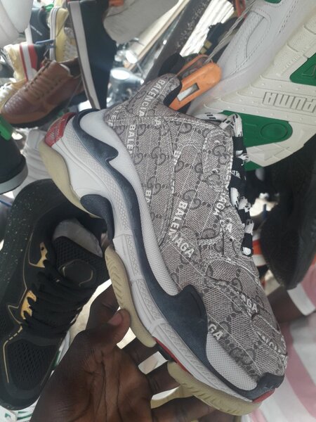 Baskets GUCCI
