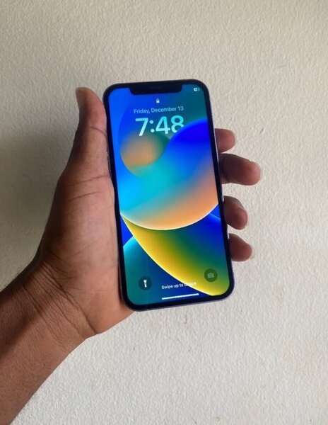 iPhone 12
