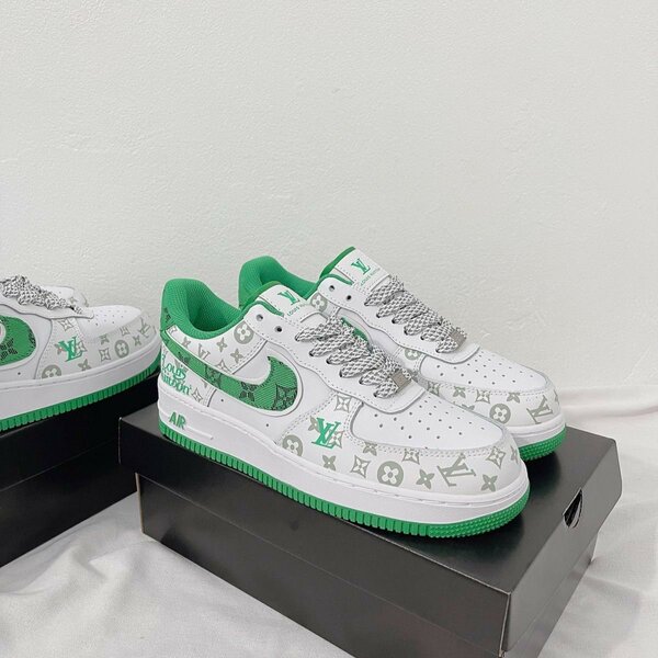 LOUIS VUITTON AIRFORCE