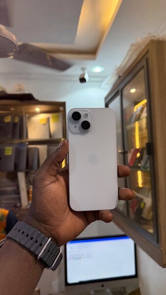 iPhone 15