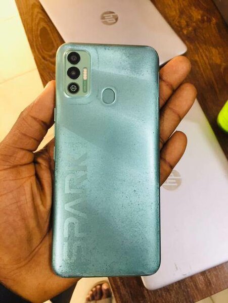 TECNO SPARK. 7