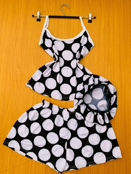 NIGHTWEAR