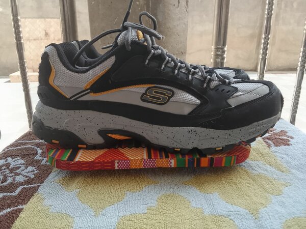 Sports Shoes