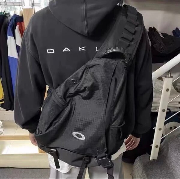 Сумка Oakley