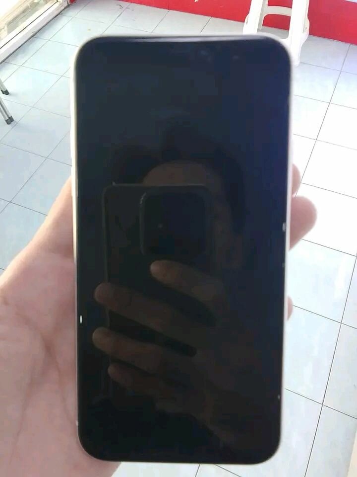 iPhone 11 Blanc 64 Go