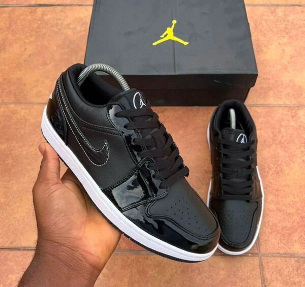 Fashion sneakers
