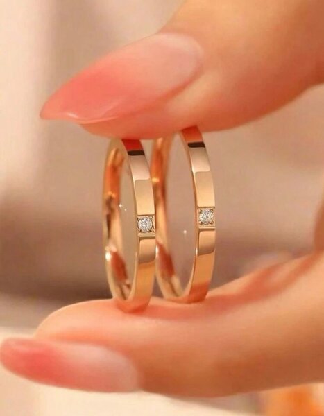 Bague élégante en or avec diamant