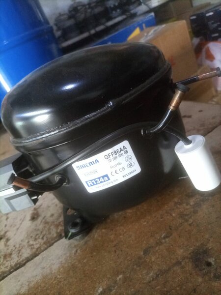 Fridge compressor