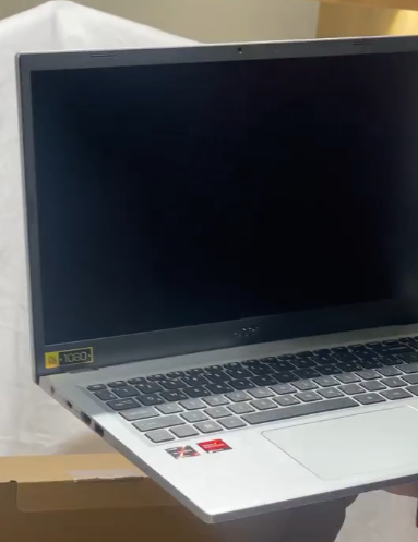 Acer aspire 3