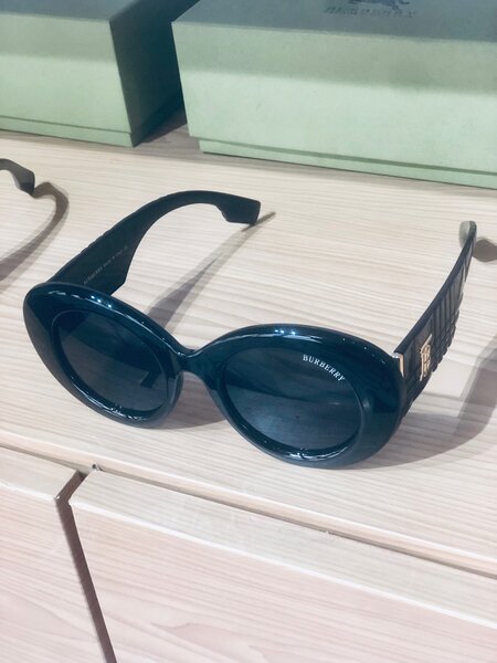 Burberry glasses