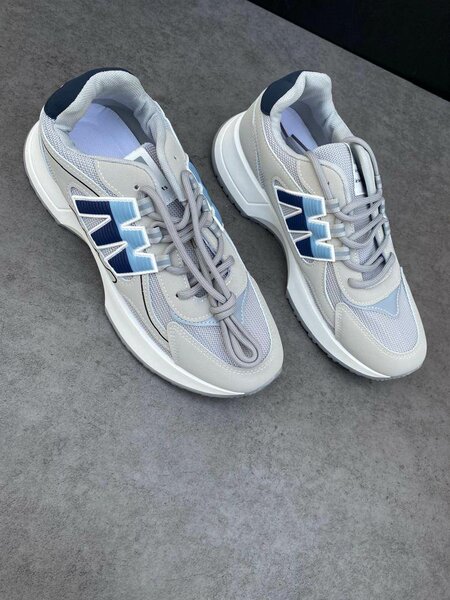 Unisex sneakers