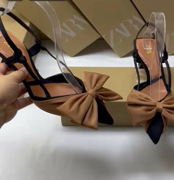 Ladies heel