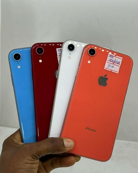 iPhone XR quasi neuf 64giga