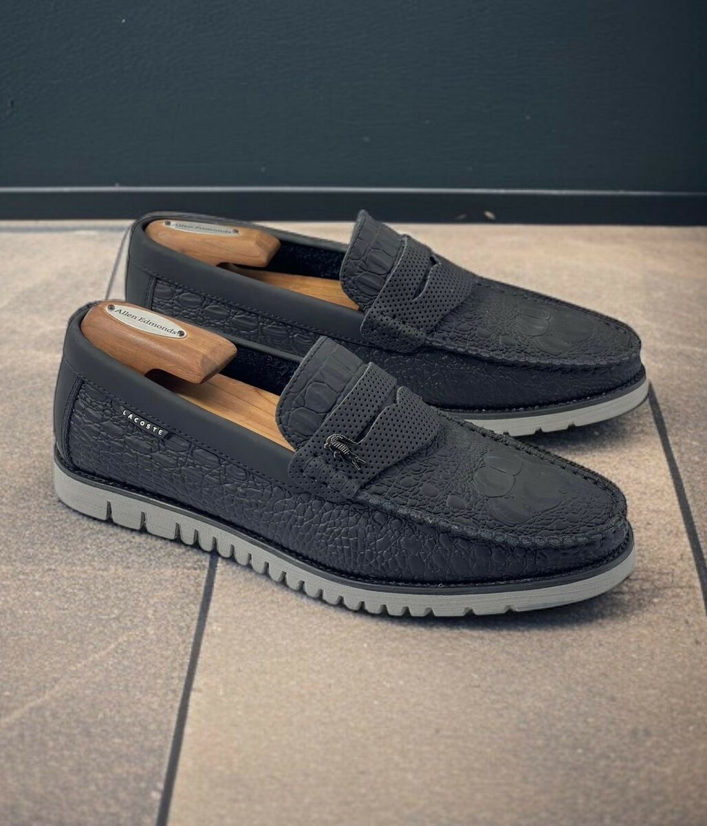 LACOSTE BLACK