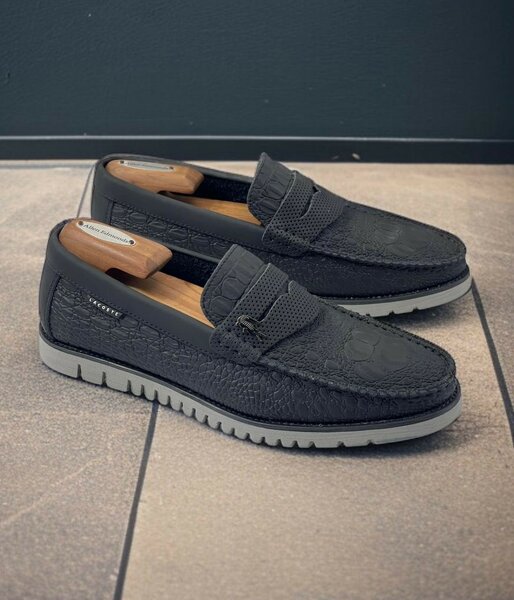 LACOSTE BLACK