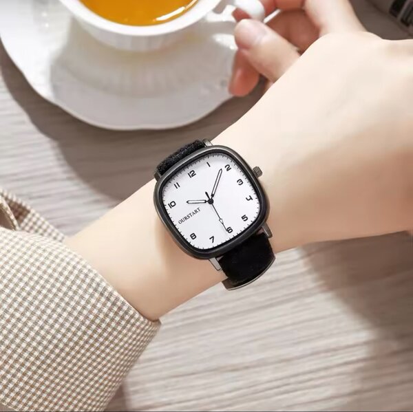 Montre à poignée élégante