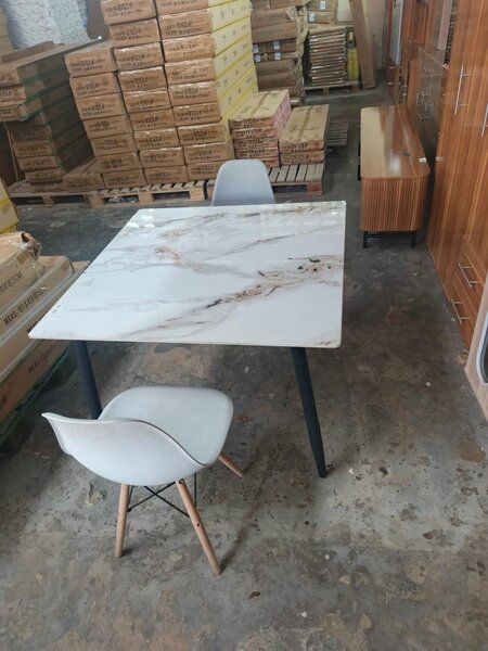 Table basse en marbre importé